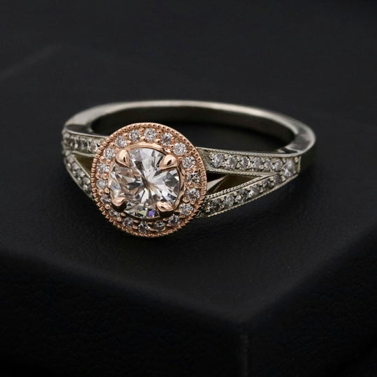 Solène Solitaire Diamond Ring