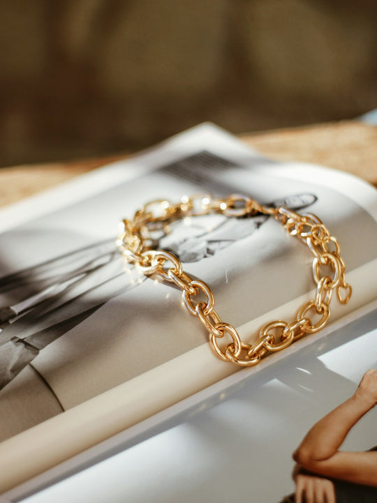 Heritage Charm Gold Bangle