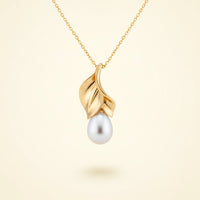 Whispering Petal Gold Pendant