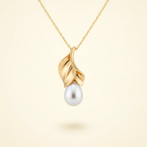 Whispering Petal Gold Pendant